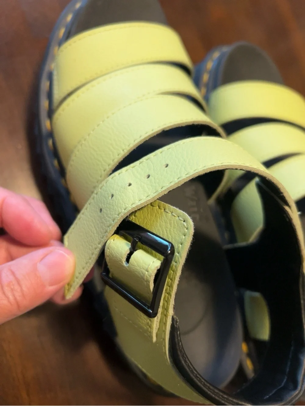 Dr. Martens Blaire Hydro Leather Platform Sandals Lime Green Women’s US 8 EU39